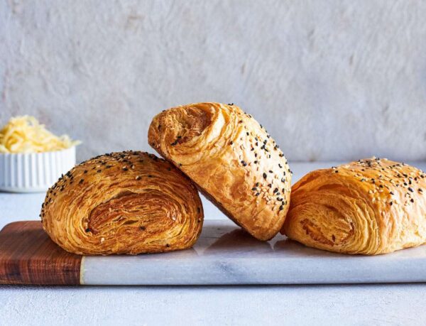 Cheese & Olive Pattie