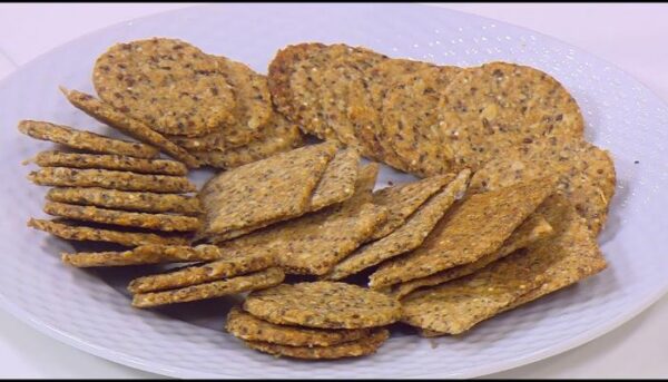 Oat & Thyme Bran Toast Slices